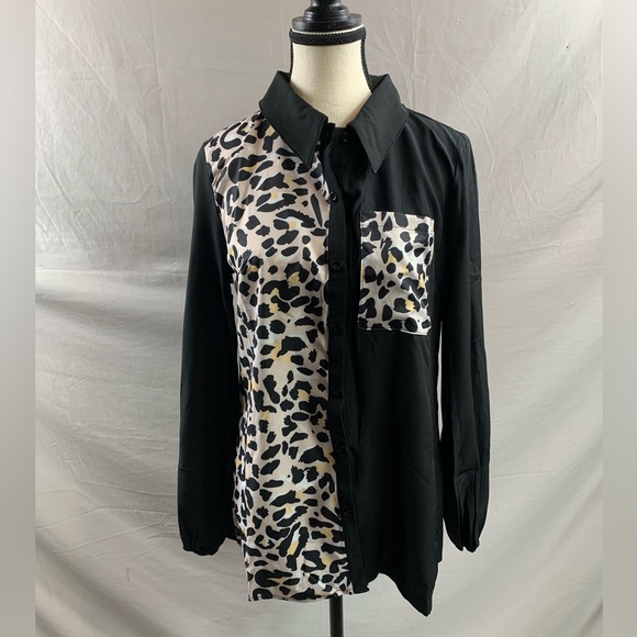 Black Leopard Print Lantern Sleeve Blouse - Picture 6 of 9